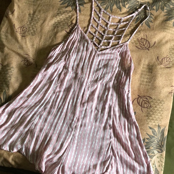 RVCA romper- size Medium. - Picture 1 of 2